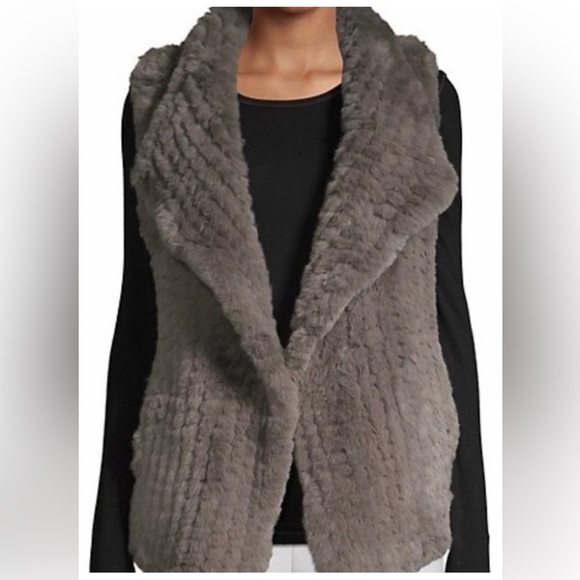 Stella + Lorenzo Love Token Faux Fur Vest size S - Picture 13 of 13